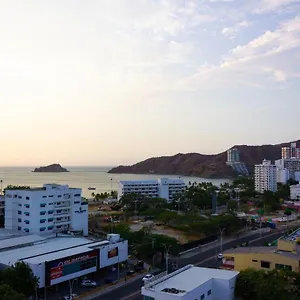 Apartamento Con Vista Al Mar Cerca A Arrecife Mall - Rodadero Santa Marta (Magdalena)